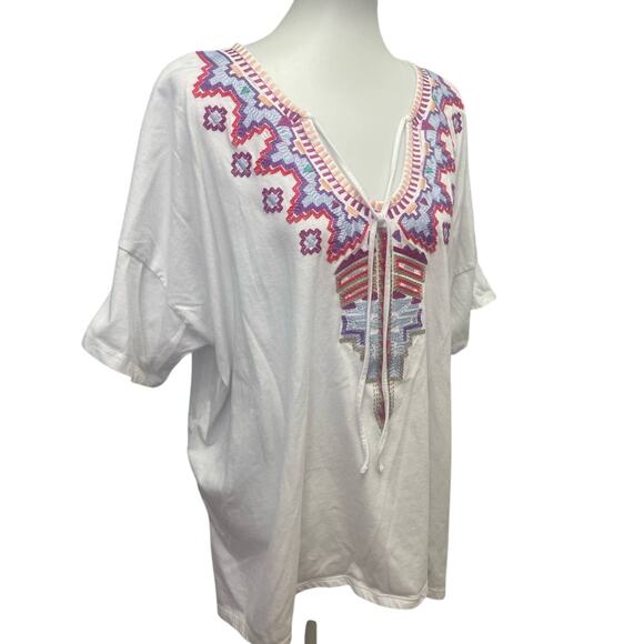 Woman Within Plus Size 3X (30/32) Deep V-Neck Aztec Print Short Sleeve Tee - Picture 1 of 6
